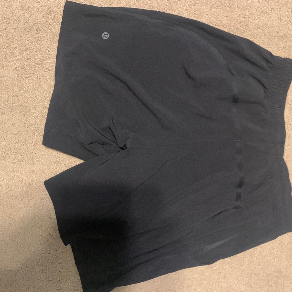 Lululemon athletica Pace Breaker Short 7” liner less